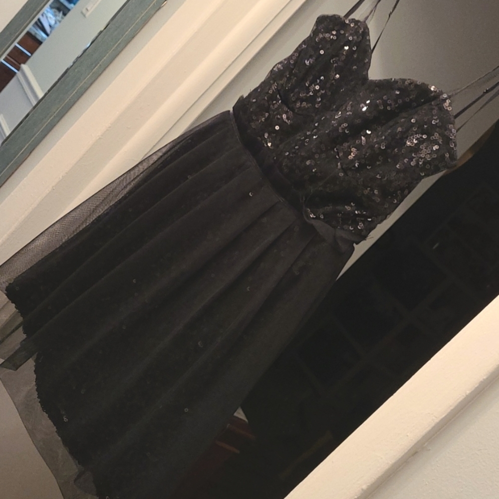 French Connection Sequin and Chiffon cocktail party dress size 2